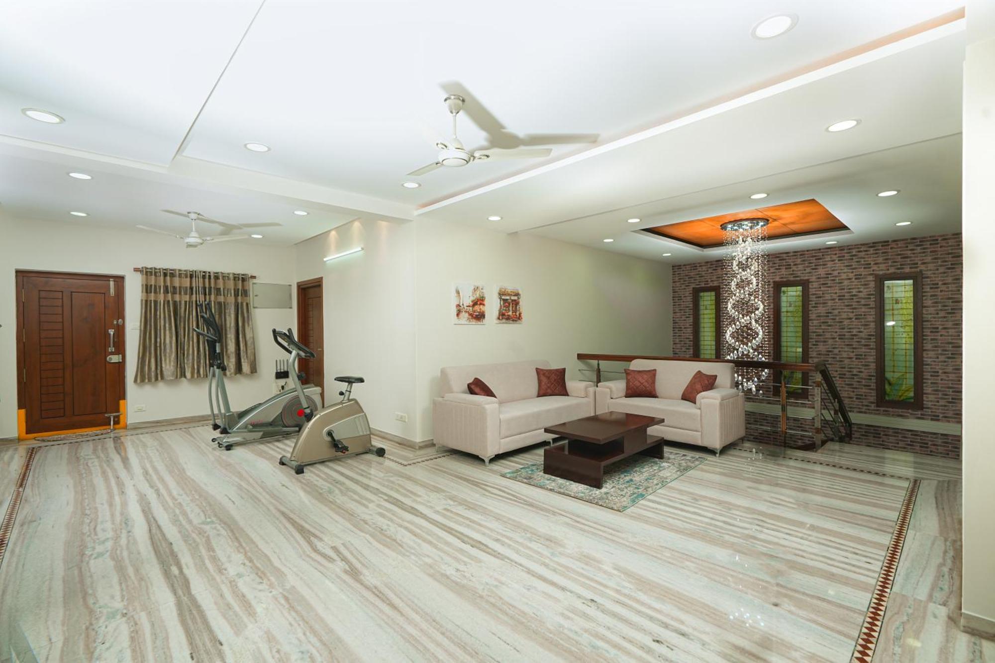 Bigson Service Aarna - Premium Apartment